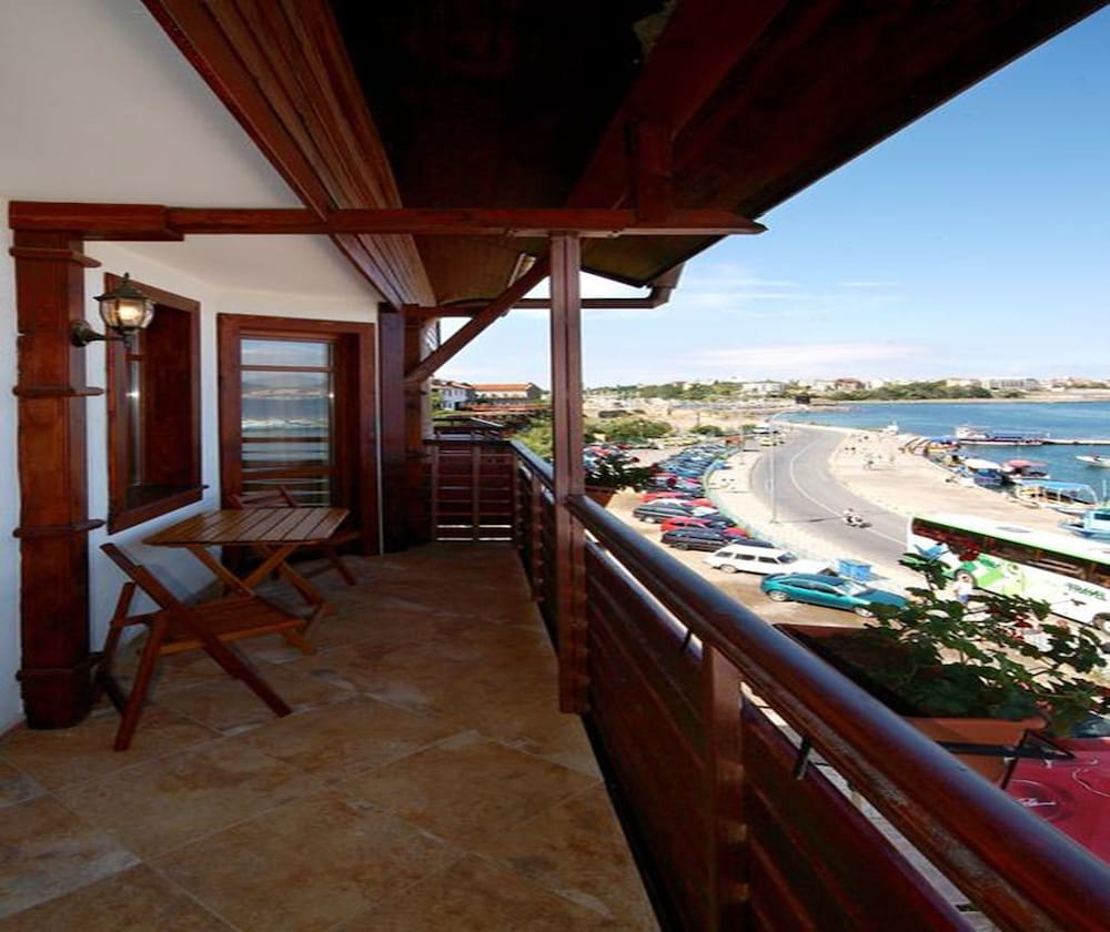 Saint Nikola Hotel