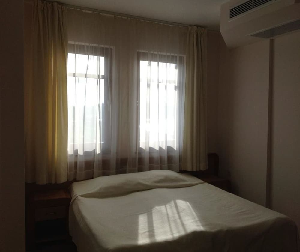 Saint Nikola Hotel