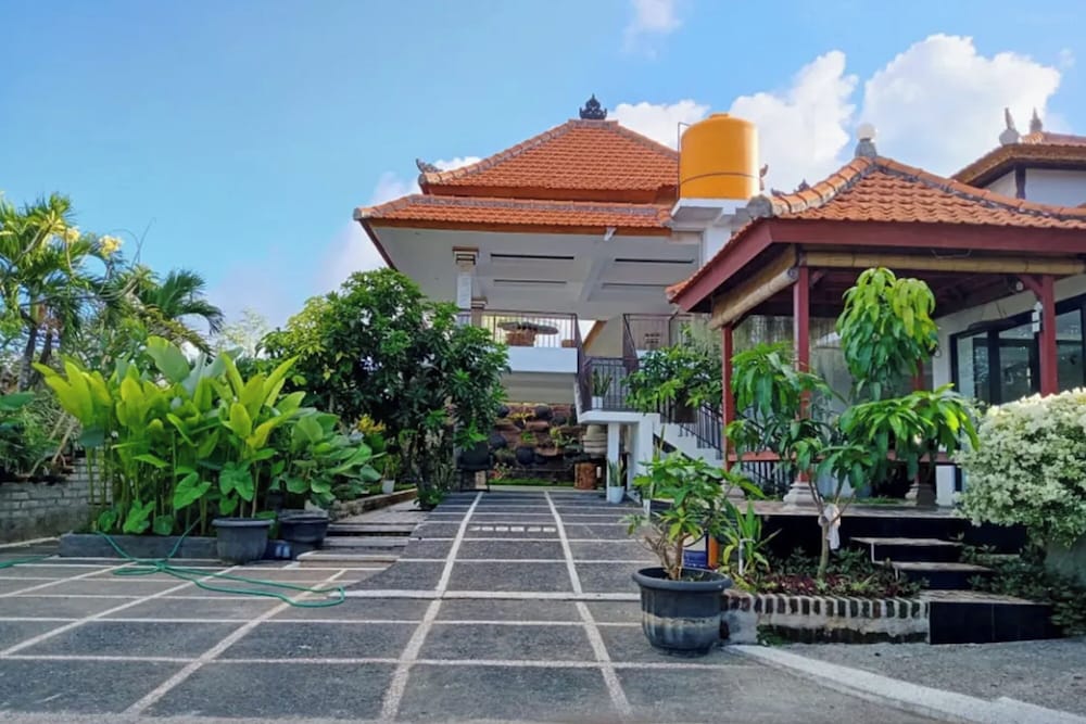 Hotel Umah Dayuh