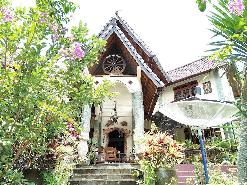 Hotel Puri Eling Blimbingsari