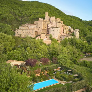 Hotel Castello Di Postignano Relais cazare Sellano