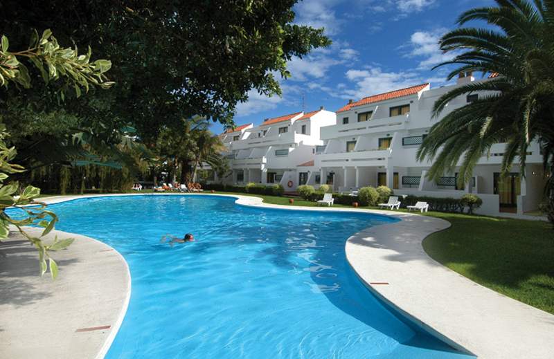 Hotel Los Rosales Apartamentos