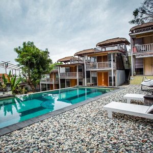 Hotel Tree House Lodge cazare Bualu