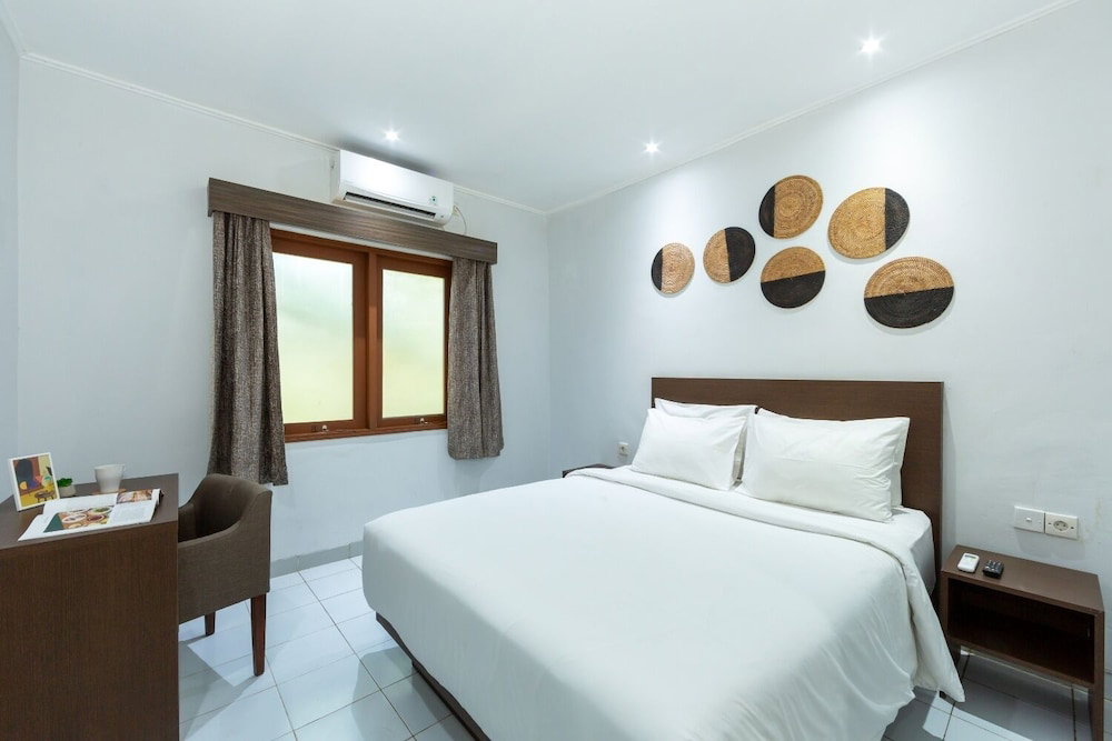 Hotel Cove Matahari Guesthouse