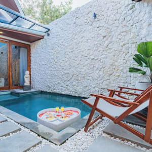 Hotel Irini Villas cazare Bualu