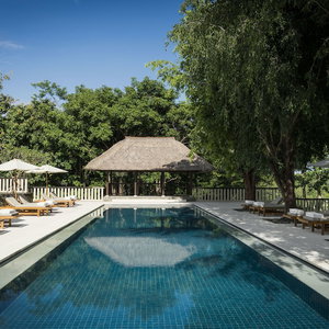 Hotel Revīvō Wellness Resort Nusa Dua Bali cazare Bualu