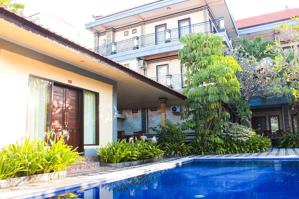 Hotel Putu Guest House 2
