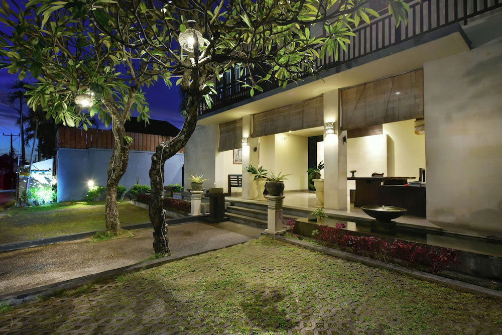 Hotel The Khayangan Dreams Villa Umalas