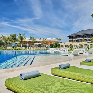 Hotel Renaissance Bali Nusa Dua Resort cazare Bualu