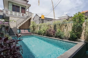 Hotel Taxa Uma Guest House cazare Kuta