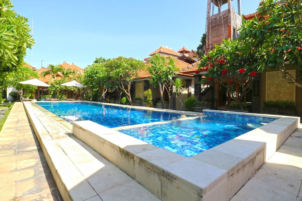 Hotel Gora Beach Inn
