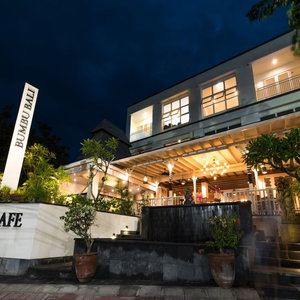 Hotel Diatas By Art Cafe Bumbu Bali cazare Bualu