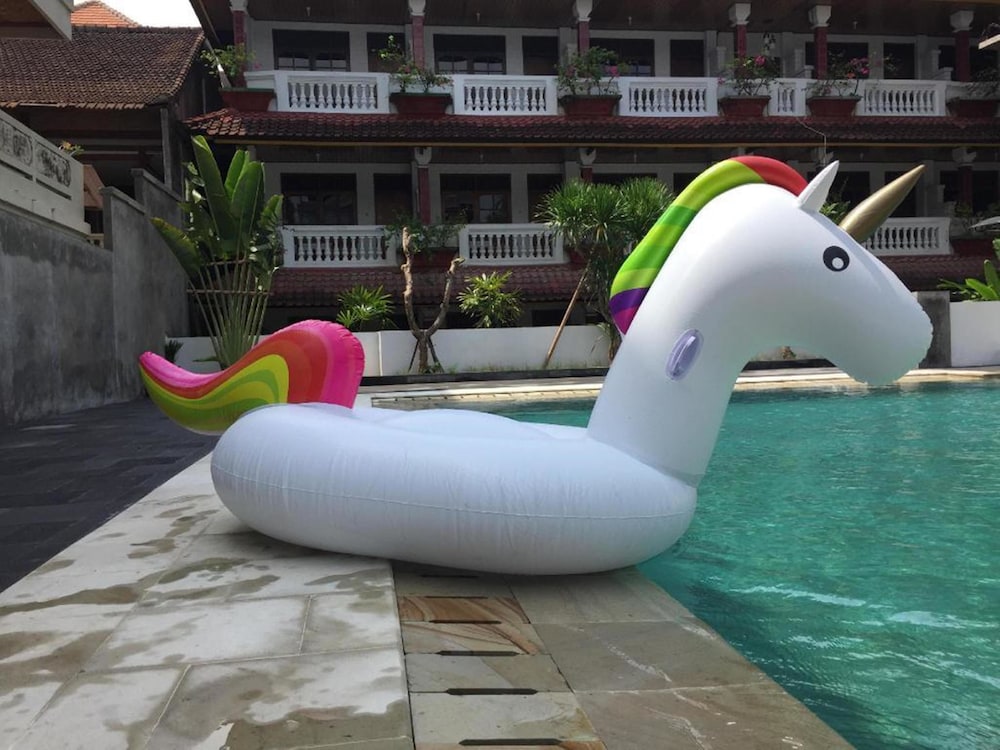 Hotel Palm Garden Kuta Hotel