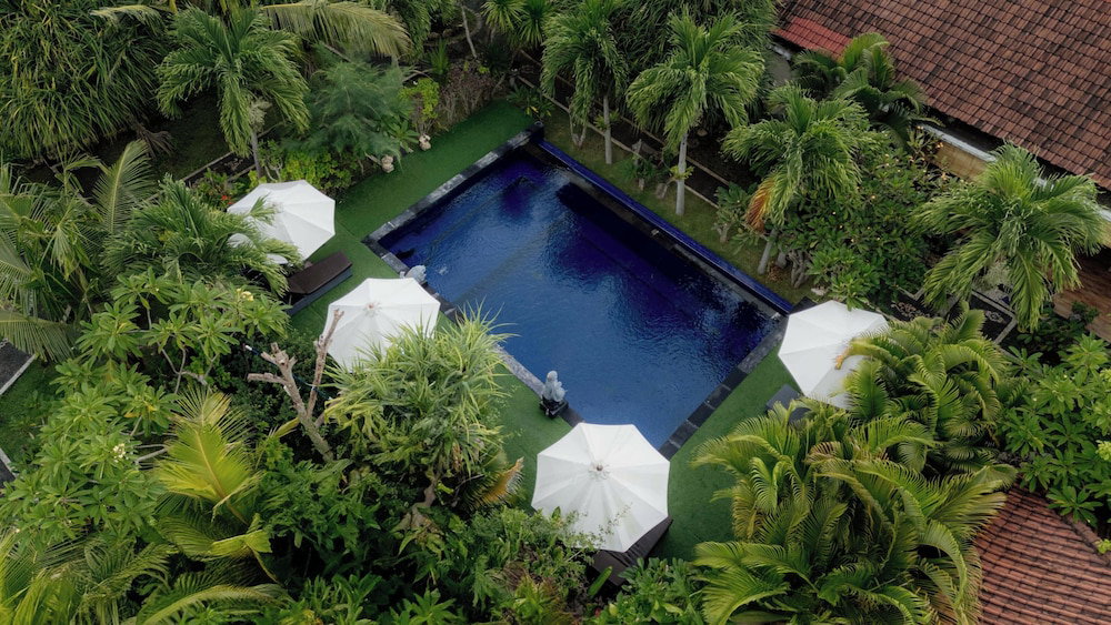 Hotel Sunset Cave Villas Lembongan