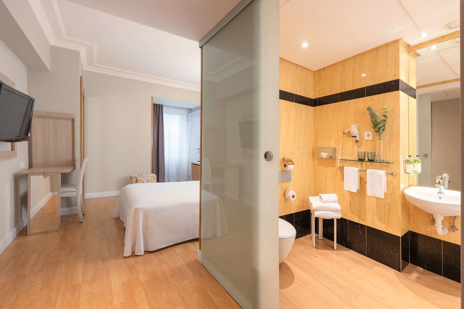Hotel San Sebastian Orly, Affiliated By Meliá