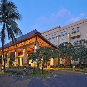 Hotel Kuta Paradiso Hotel cazare Jabajero