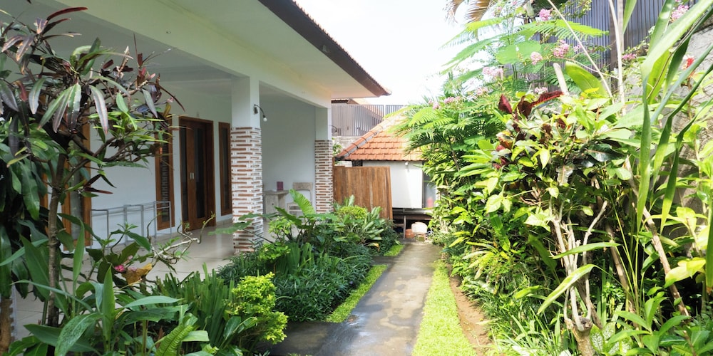 Hotel The Wina Guesthouse 2