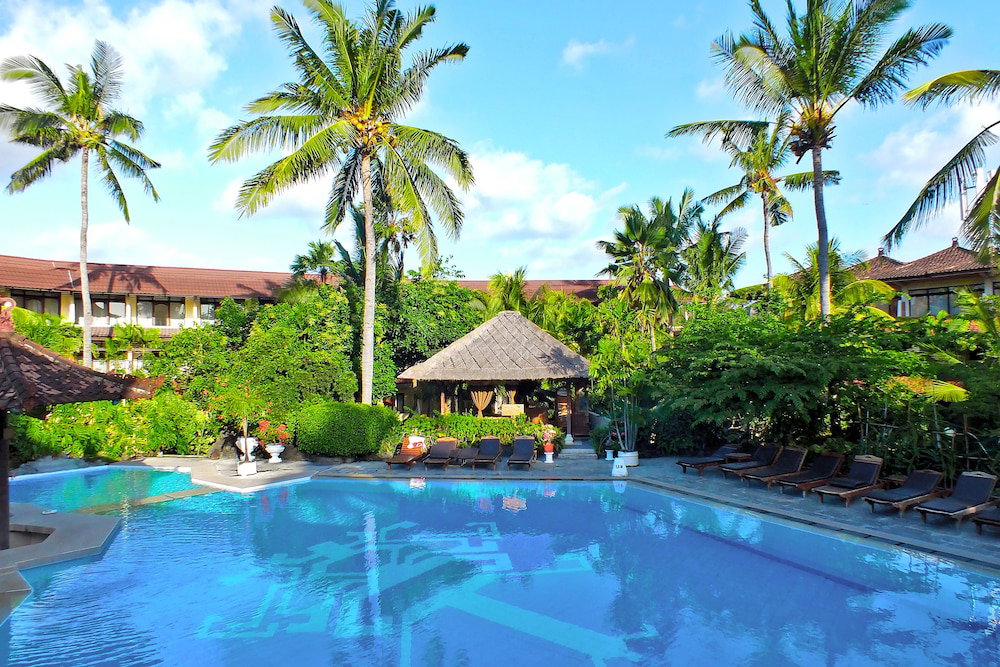 Hotel Palm Beach Hotel Bali
