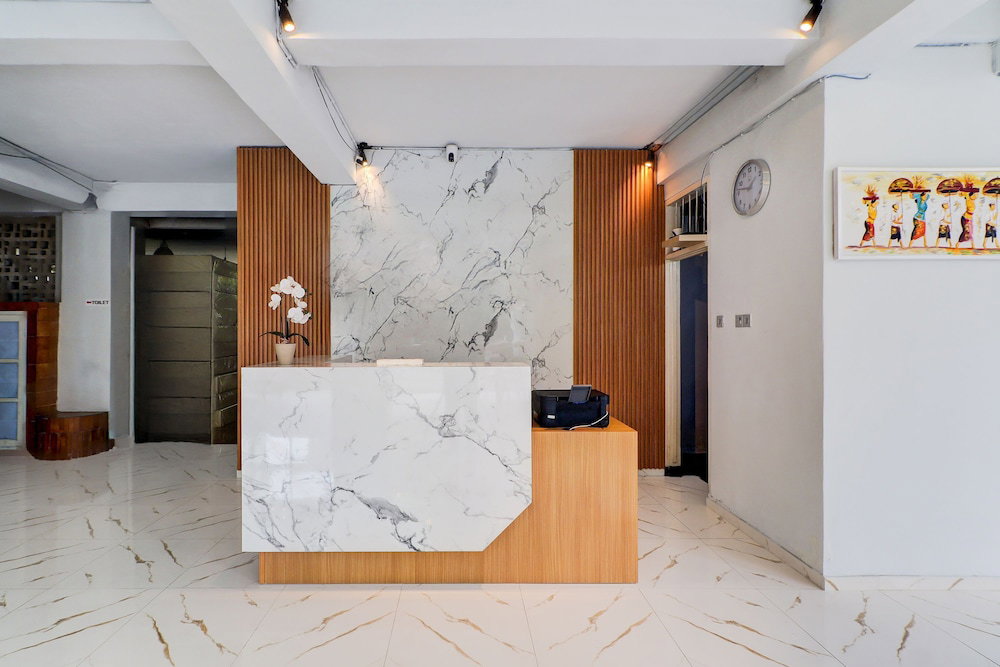 Townhouse Oak Legian Near Legian Beach Formerly Sayang Maha Merta