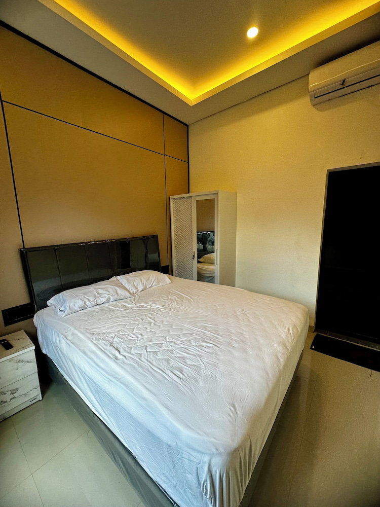 Hotel Tri Maha Guest House