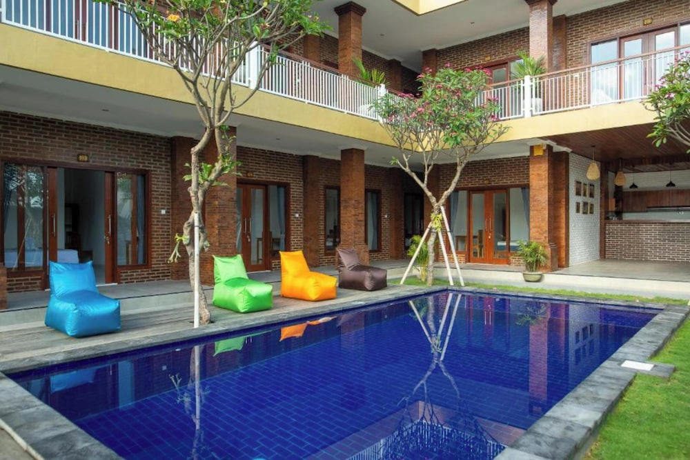 Hotel Frangipani House & Spa By Ecommerceloka