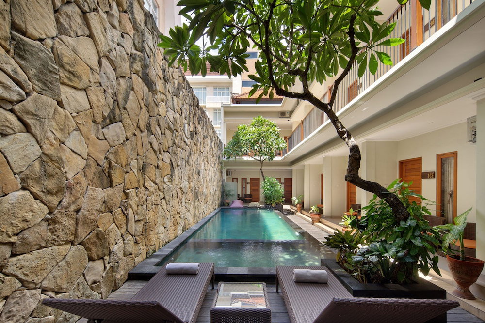 Hotel Angkul Angkul Segara Beach Kuta
