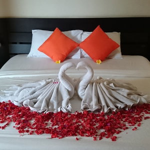 Hotel Agus Beach Inn cazare Jabajero