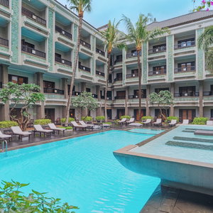 Hotel The Vira Bali Boutique Hotel & Suite cazare Jabajero