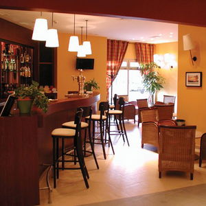 Hotel Campanile Madrid Alcalá De Henares cazare Alcala de Henares