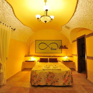 Sejur Cuevas La Granja vacanta Guadix