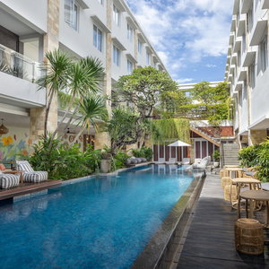 Hotel Crystalkuta Hotel - Bali cazare Jabajero