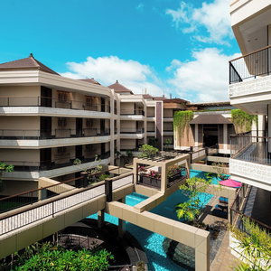 Sejur Vouk Hotel & Suites vacanta Sawangan