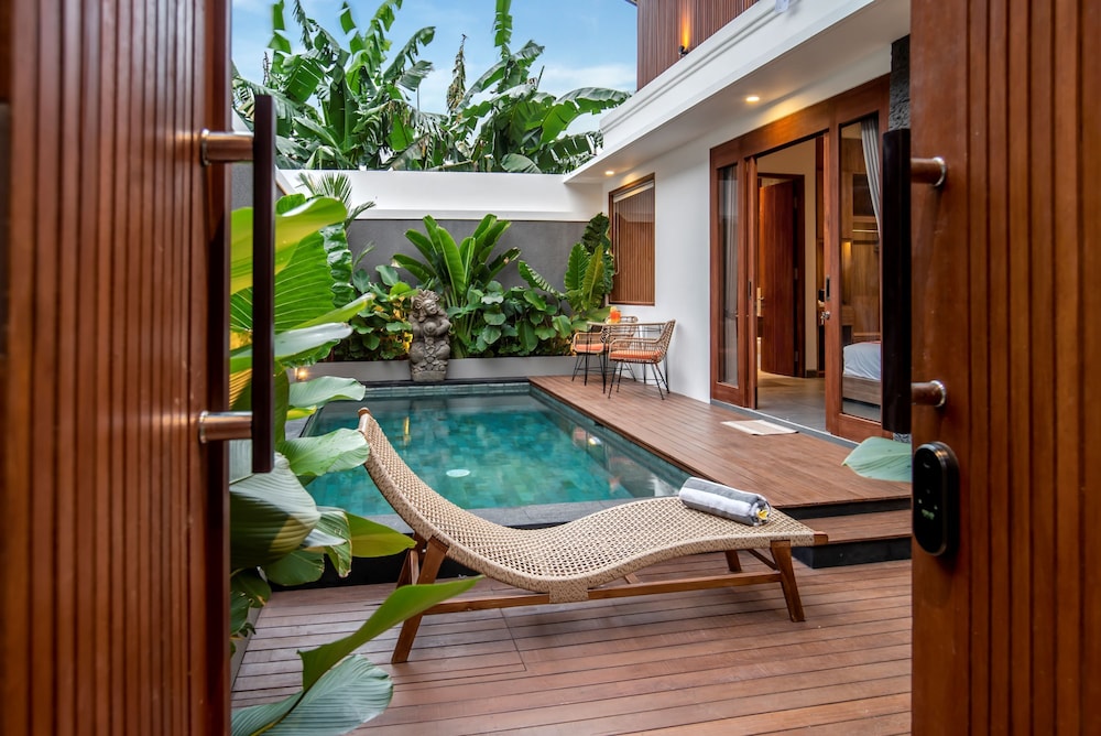 Hotel Pondok Arya Kuta Villas By Kamara