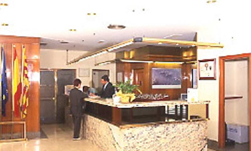 Hotel Hotel Ilunion Romareda