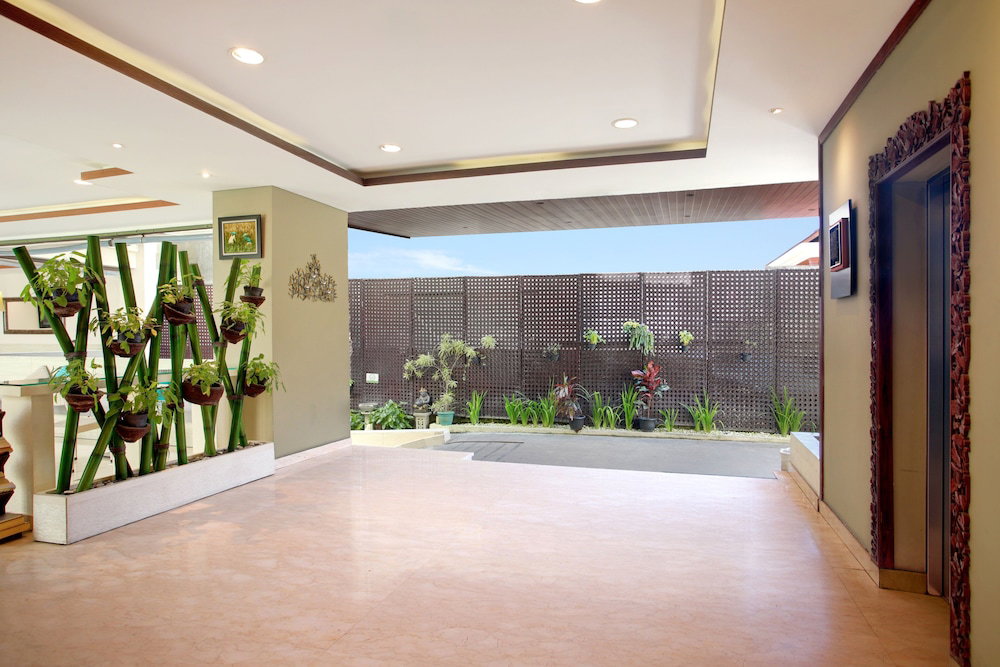 Hotel Terrace At Kuta