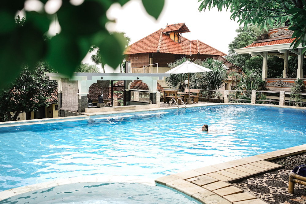 Hotel Amed Cafe & Hotel Kebun Wayan