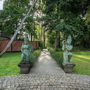 Hotel Yara Wellness cazare Kediri