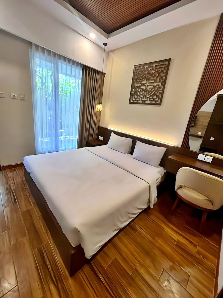Hotel Grand Kesambi Resort & Villa Bali