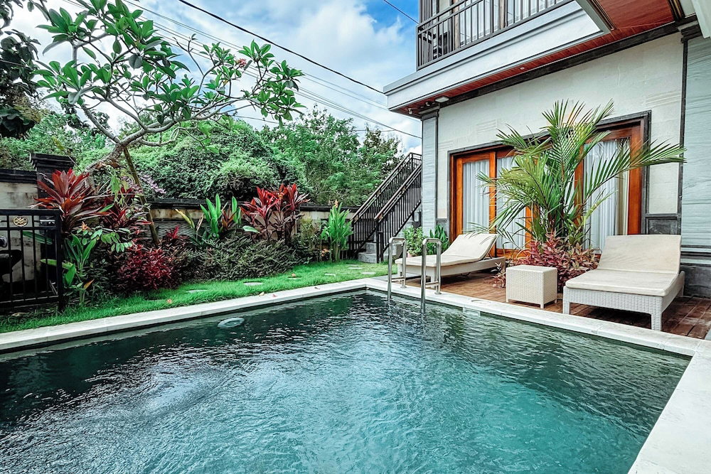 Hotel The Wahyu Villa Uluwatu