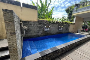 Hotel Belvilla Dedyluminous Near Sunset Beach Tanah Lot cazare Kediri