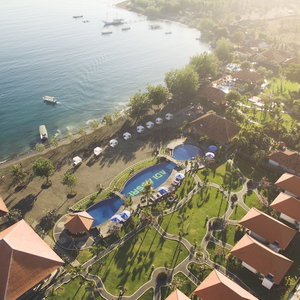 Hotel Adi Assri Beach Resort & Spa cazare Pemuteran