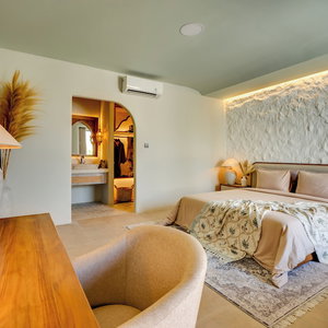 Hotel Premaloka cazare Kediri