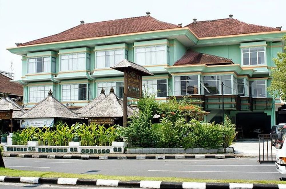 Hotel The Studio One At Nusa Dua