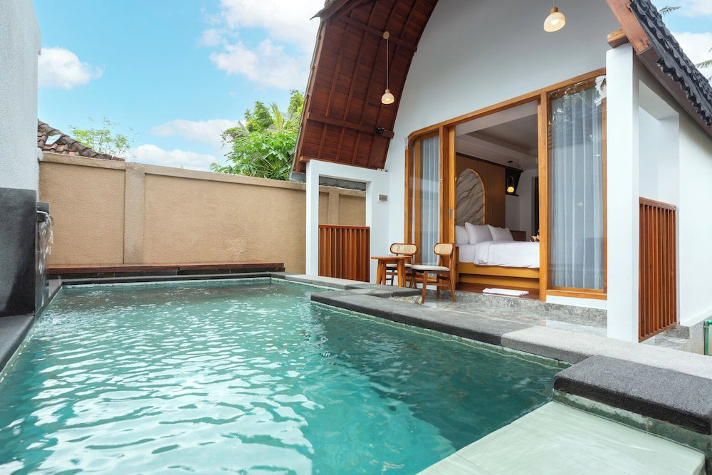 Hotel Merta Luwih Villa