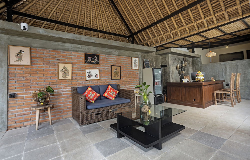 Yana Villas Kemenuh By Genuinehost