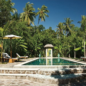 Hotel Cili Emas Oceanside Resort cazare Tejakula