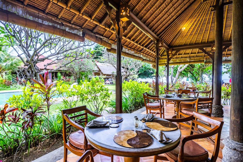 Hotel Taman Selini Wahana Beach Bungalows