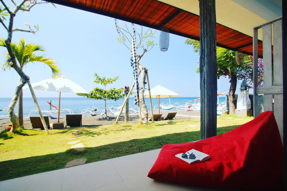 Hotel Valomia Beachfront