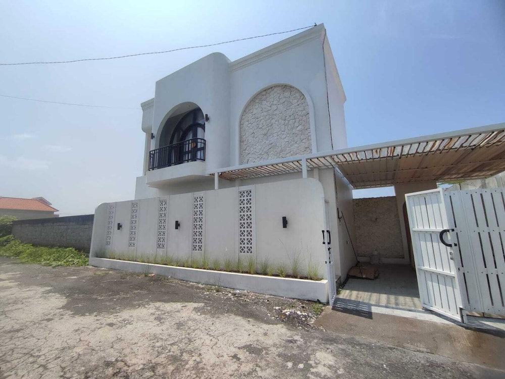 Hotel Mandapa Villa Kedungu By Abm