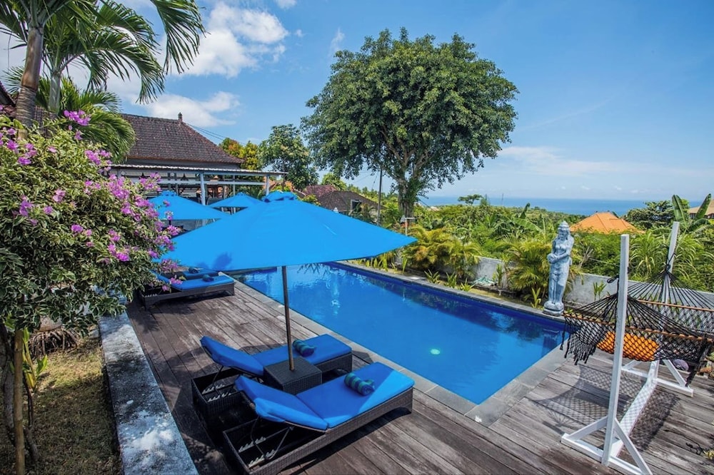 Hotel Tatak Bunut Villa Nusa Ceningan